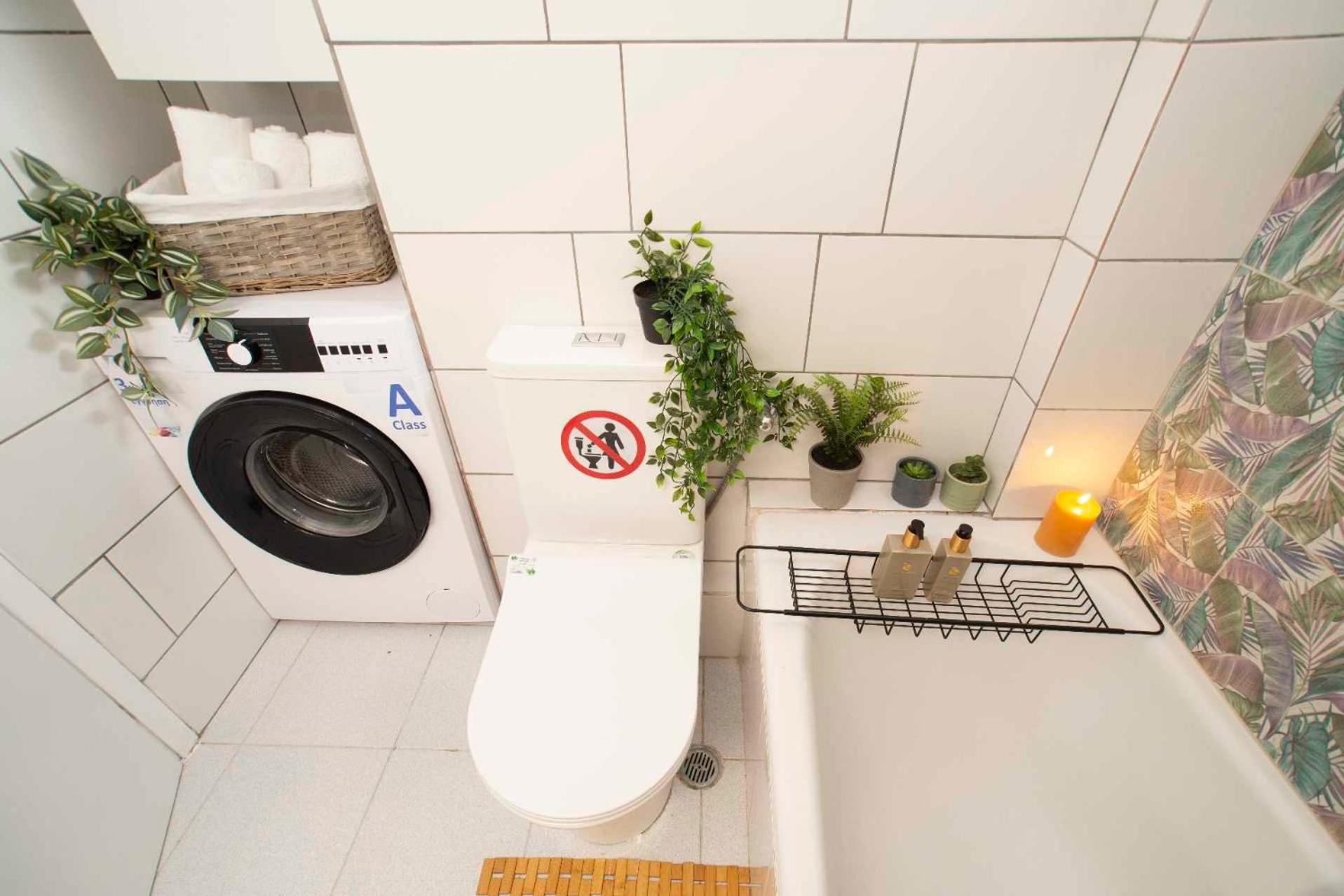 Top Floor Apartment In Chalkís Kültér fotó